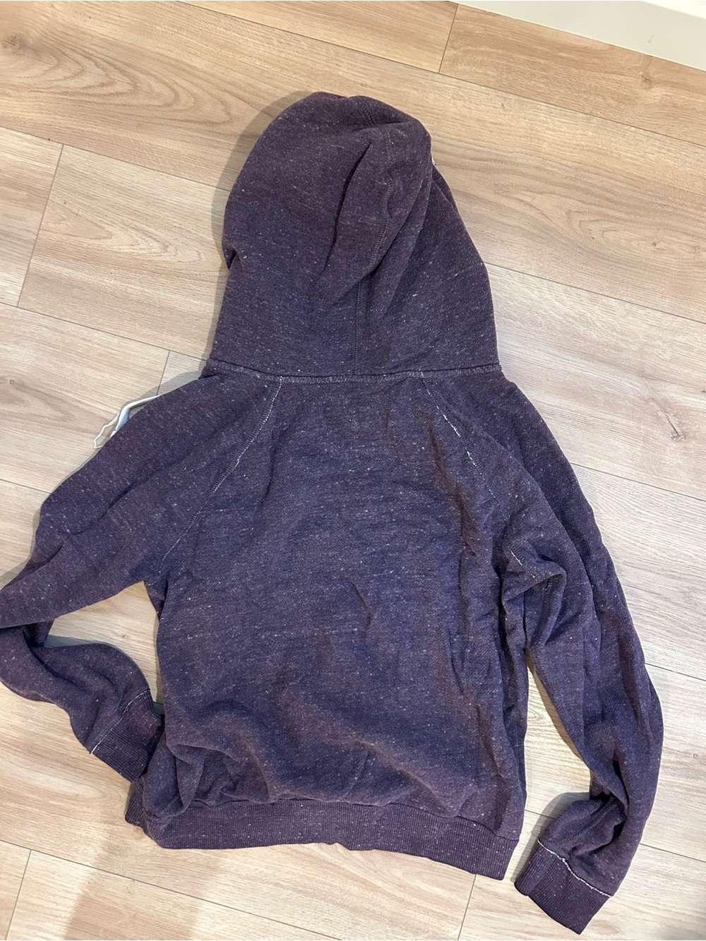 American Eagle Outfitters Purple Pullover Hoodie with New York Logo - Picture 4 of 4
